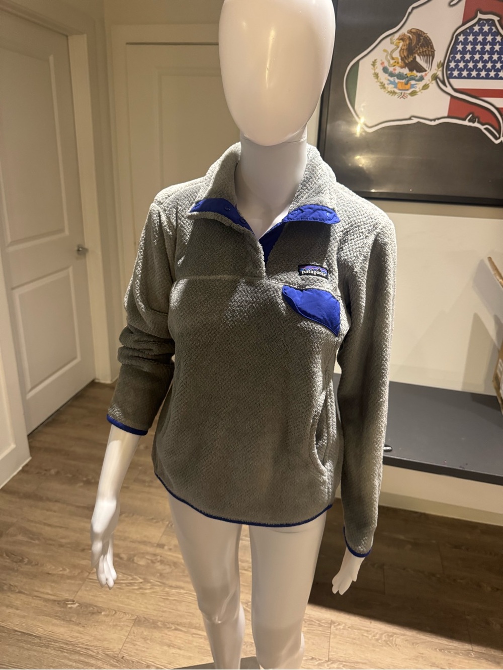 Patagonia Gray Fleece Pullover with Blue Accents Size S